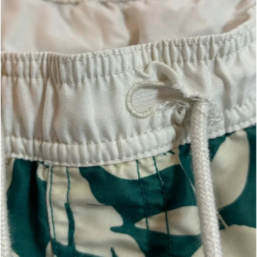 American Eagle AE 5" Floral Swim Trunk, Men’s Size M. Green and White with ties. - Picture 9 of 9